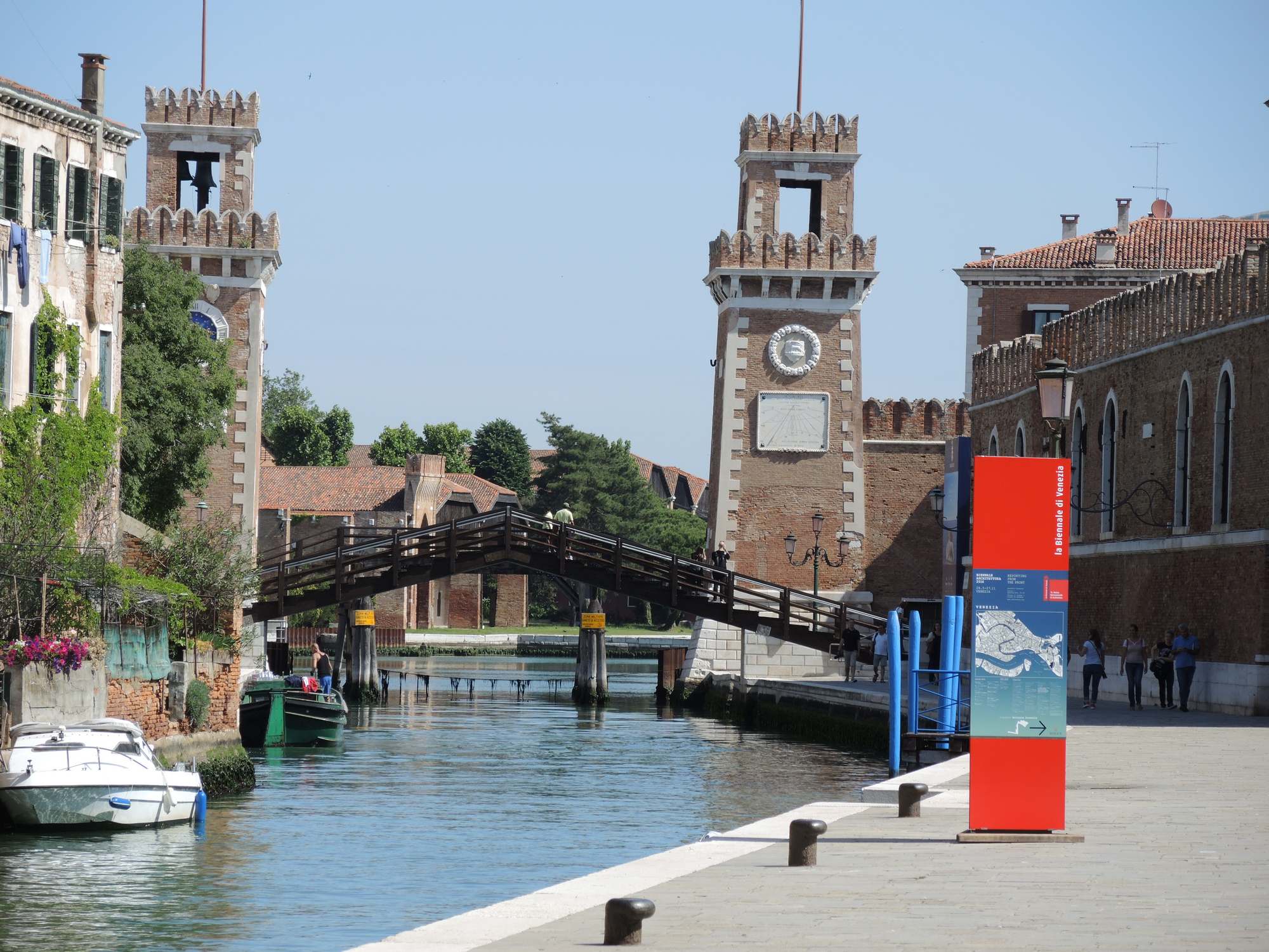 Sign to the Biennale - Arsenale